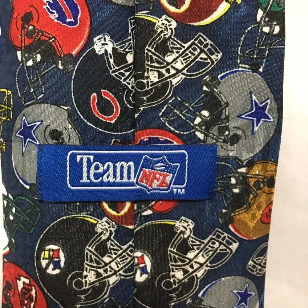 NFL NFC and AFC Team Helmets Mens Neck Tie